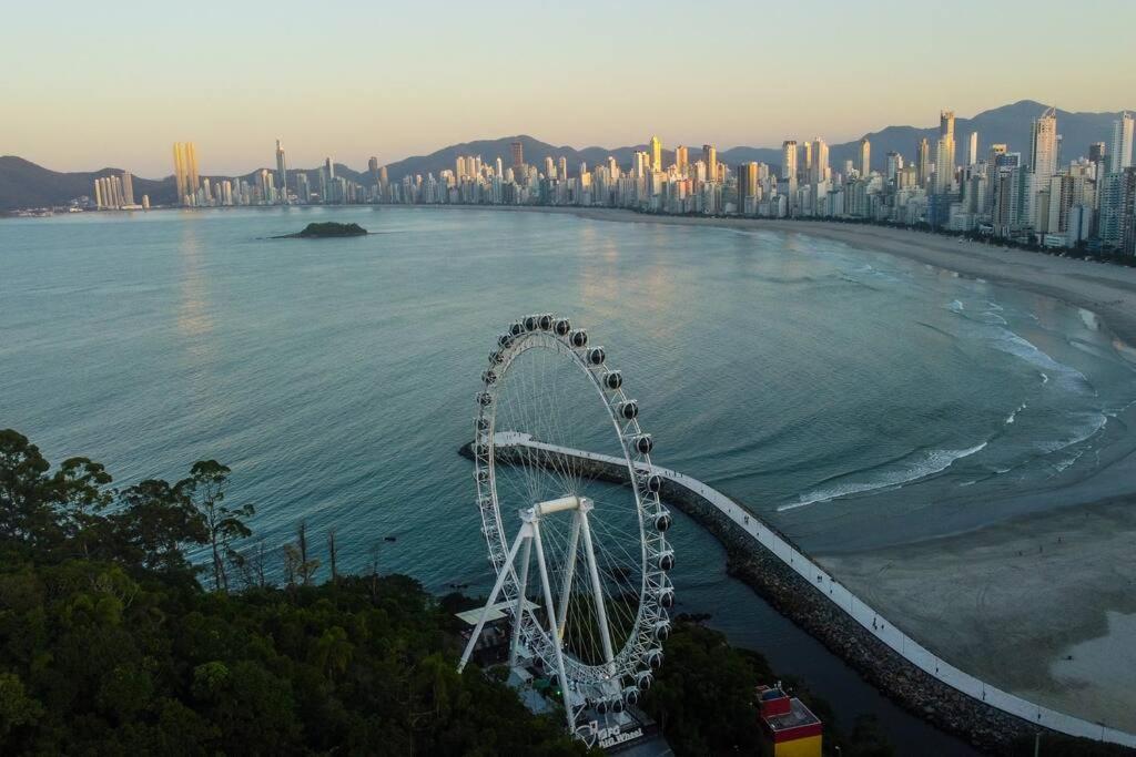 Ap Balneario Camboriu - Proximo Roda Gigante ภายนอก รูปภาพ